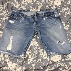 Distressed shorts!